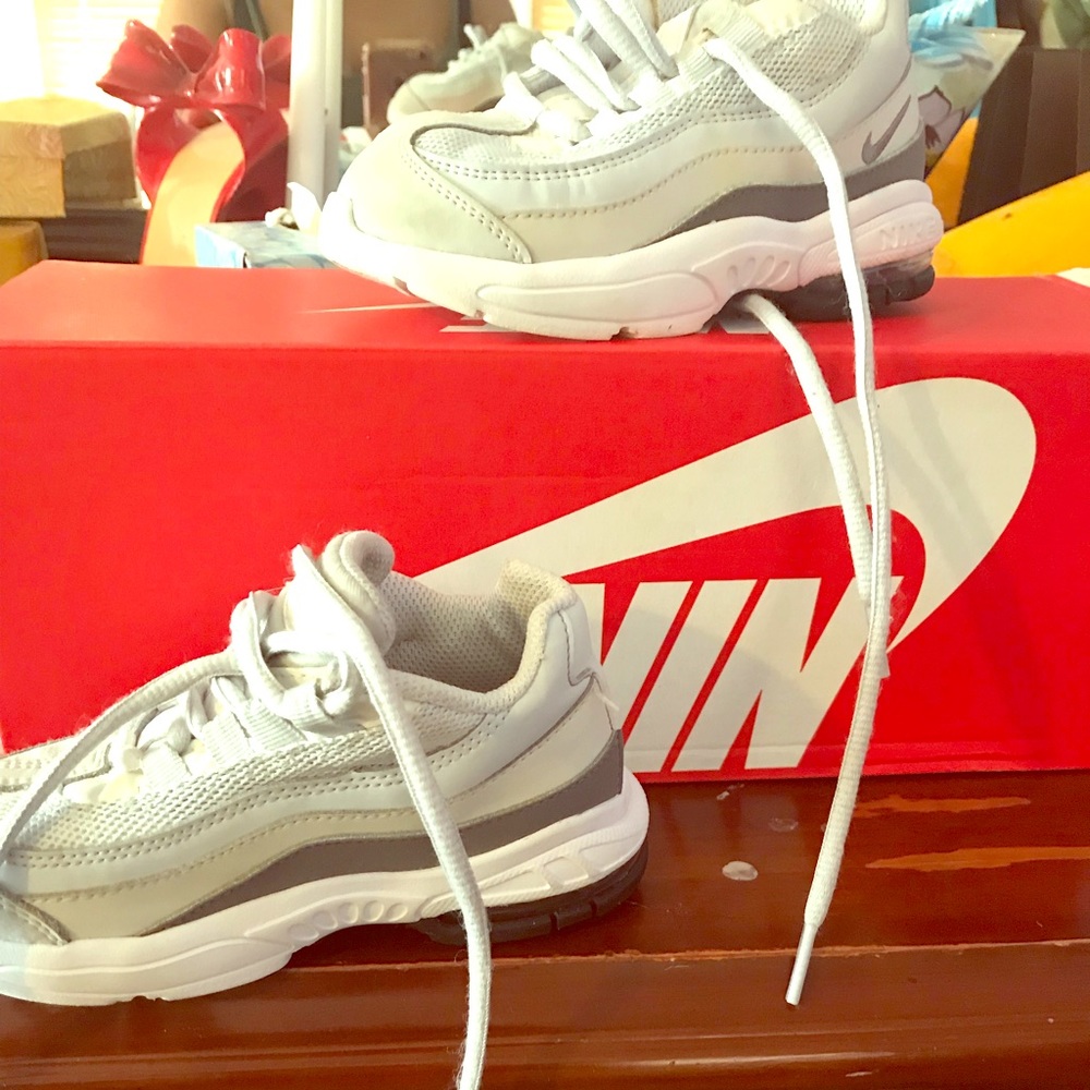 Toddler Nike Air Max 🙈🙊🙉